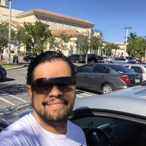 Meet your Posher, Erick